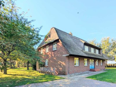 RESERVIERT - strandnahe EG-Wohnung auf großem Grundstück in Top Lage von Nieblum!