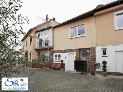 Riedstadt-Erfelden: Modernisiertes Einfamilienhaus mit Scheune