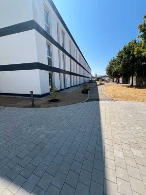 Vermietung absofort,Komplett Möbliert,Aufzug,Terrassen, Balkone,Keller,Waschmaschienenraum