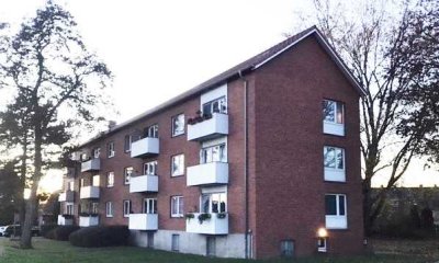 Schöne sanierte 2,5-Zimmer-Wohnung