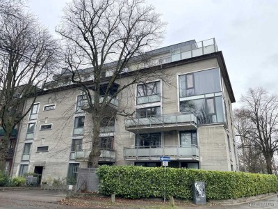 ***Zentrale Lage in Bahrenfeld***
Wohnen im Penthouse auf ehemaligen Luftschutzbunker