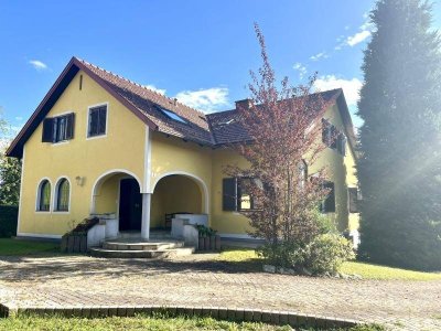 Zwei Familien. Ein Zuhause. Unendlich Möglichkeiten.