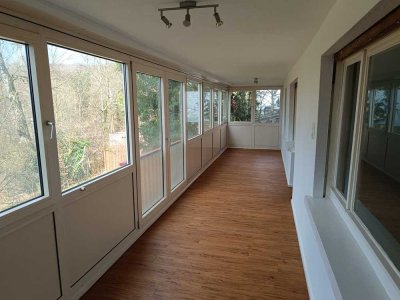 Gemütliche Souterrain Wohnung mit Wintergarten