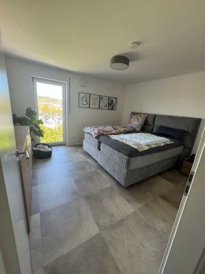 Helle, moderne 3-Zimmer-Wohnung mit sonniger Dachterrasse in Kelheim