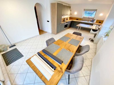 TOLLE WOHNUNG! - MODERNE EBK - 2 Balkone - Hof-und Gartennutzung