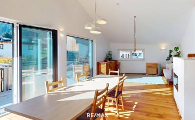 „Licht. Luft. Luxus. – Penthouse Axams“