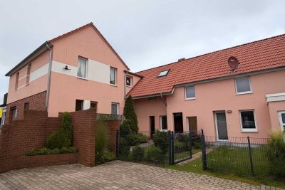 „Vollsaniertes Mehrfamilienhaus in Wolfsburg – neues Dach, Vollwärmeschutz, Top-Renditechance“