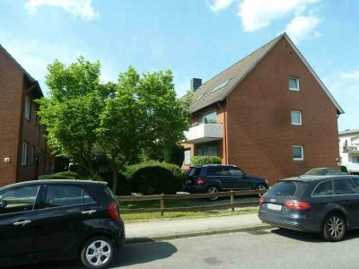sehr gepflegte 2-Zimmer-Dachgeschoss-Wohnung