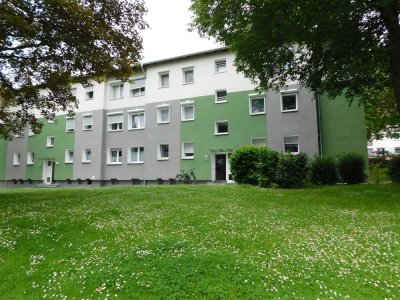 Schöne 3-Zimmer-Wohnung mit Balkon! Ideal für eine Familie mit einem Kind!