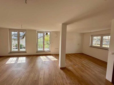 Stilvolle 2-Zimmer-Wohnung mit Südbalkon