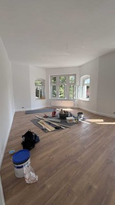 Frisch Sanierte WG-geeignete Wohnung in Stadtfeld Ost