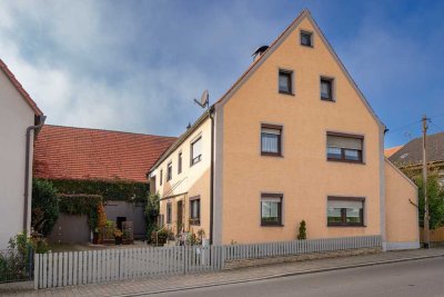 Charmantes Anwesen in 86685 Gosheim - Platz für die ganze Familie und ihr Hobby oder Handwerk