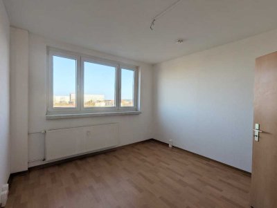 Nur mit Wohnberechtigungsschein - sonnige 3-Raumwohnung in Reform!