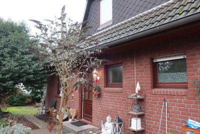 Schöne Doppelhaushälfte in ruhiger Sackgassenlage von Oststeinbek