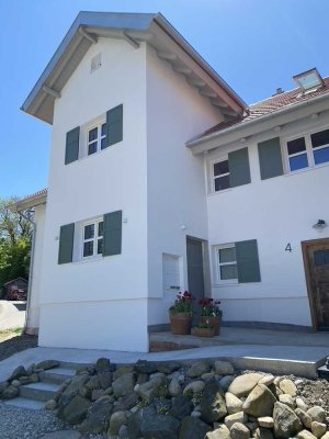 3-Zimmer-Wohnung mit Balkon: modernes Wohnen im ehemaligen Bauernhaus
