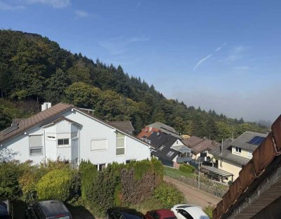 Dachgeschosswohnung mit wunderschönem Ausblick.