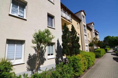 Nähe Elsteraue: Großzügige, sonnige 2-Maisonette-Zimmer-Wohnung