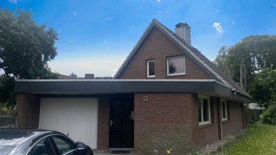 Charmantes Einfamilienhaus mit Garten, Dachterrasse und Garage – familienfreundliches Wohnen in RD