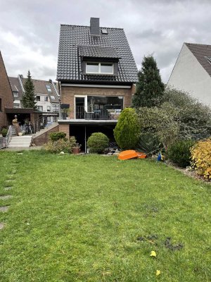 Geräumiges 5-Zimmer-Haus in Köln-Worringen