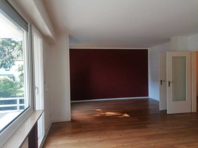 Ruhige 2-Zimmer-Erdgeschosswohnung mit Balkon – ideal für Paare oder Singles