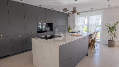 MODERNER WOHNTRAUM MIT VIEL PLATZ