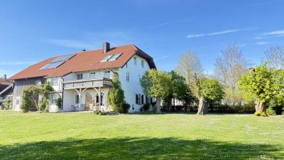 Einzigartiges Land-Bauernhaus mit Rückgebäude und Bergblick, Nähe Waginger See