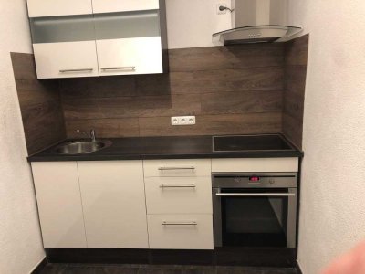 Charmante komplett neu sanierte Ein-Zimmerwohnung