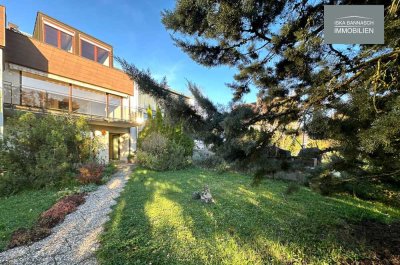 Großes Reihenhaus in attraktiver Lage mit Einliegerwohnung und Garage in Feuerbach