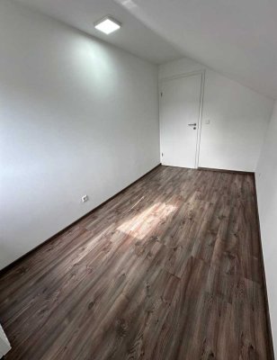 1-Zimmer Frauen WG in Leingarten