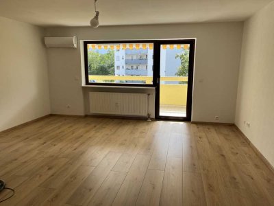 Geschmackvolle 3-Zimmer-Wohnung mit Balkon und Klimaanlage in Karlsruhe