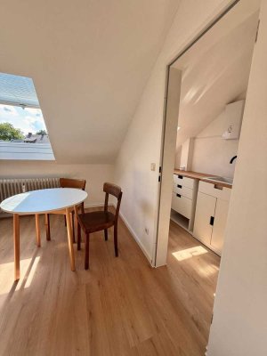 1-Zimmer-Mansarden-Wohnung in Bonn Beuel - möbliert, ruhig und zentral