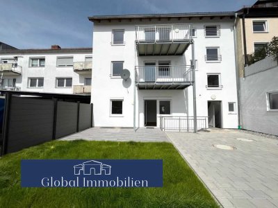 KERNSANIERT: Hervorragend geschnittene 3Z-EG-Wohnung mit Terrasse sowie 2 Garagen