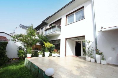 Großzügiges Einfamilienhaus direkt am Stadtgarten