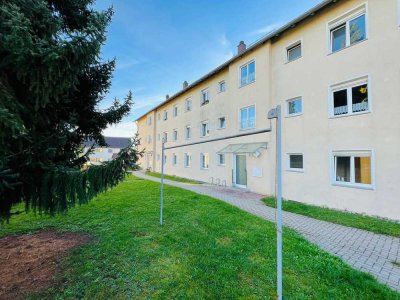 Kapitalanlage, gut vermietet, 4,5% Rendite, provisionsfrei, renoviert, im EG mit Balkon