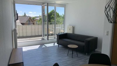 sonnige, möblierte 2-Zimmer-Wohnung mit Balkon