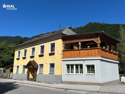 Einfamilienhaus mit zusätzlicher Einliegerwohnung