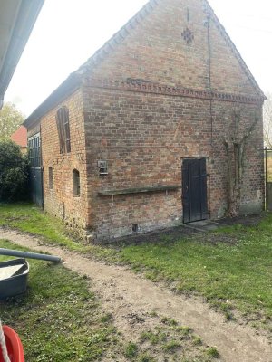 Charmantes Bauernhaus mit 8 Zimmern und Garage in Userin