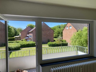 Helle 4-Raum-Wohnung im 1. OG mit gutem Schnitt, Terrasse und EBK in Eckernförde (von privat)