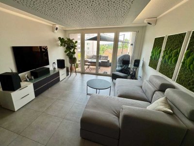 Verkauft! Moderne, neuwertige 3-Zi. Wohnung in Top-Lage: zentral & grün