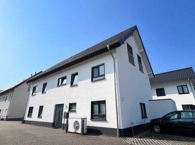 � Wertvoll. Modern. Geborgen - Neuwertige 3-Zimmer-Erdgeschosswohnung mit Terrasse in Siegburg