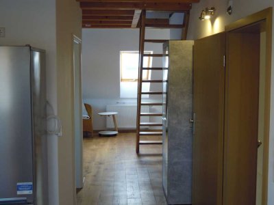 Vollmöblierte Maisonette-Wohnung für Studenten in Bornheim