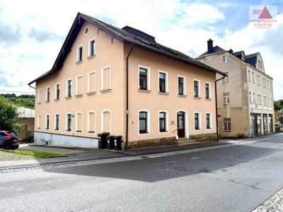 Gemütliche, helle 3-Raum-Dachgeschosswohnung mit PKW-Stellplatz zentral in Bärenstein!