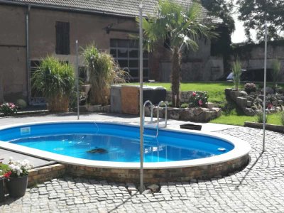 *Charmante Wohnung 06/21 vollsaniert* im 4 Seitenhof - ideal für Paare, Singles oder kleine Familien