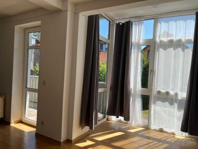 Elegante und ruhig gelegene 2 Zimmer Wohnung