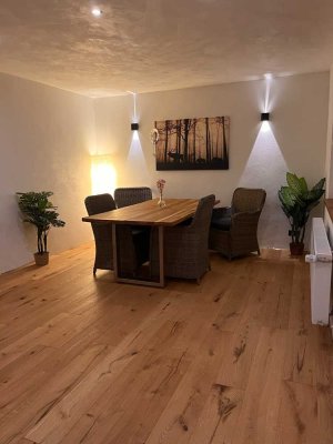 Attraktives 6-Zimmer Zuhause in Weinbach mit riesigen Grundstück