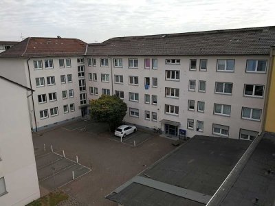 2-Zimmer-Wohnung Marburger Straße 15, EG mitte