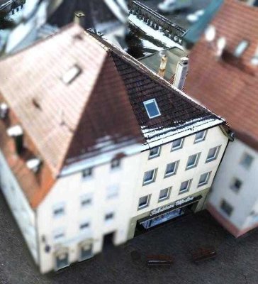 Mehrfamilienhaus mit Gewerbeeinheit direkt am Marktplatz