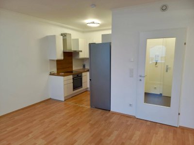 Moderne 2-Zimmer Neubauwohnung mit Balkon und Parkplatz