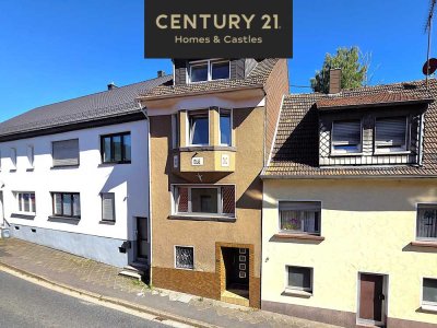 Attraktives Reihenmittelhaus als alternative zur Eigentumswohnung mit Balkon und Terrasse in Spiesen