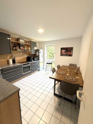 Helle 3 Zimmer Wohnung mit Balkon u. Garten am Schmölderpark